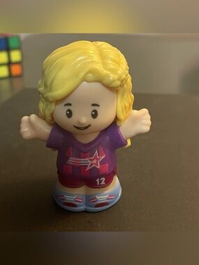 Little People Blonde Hair girl Soccer Player track star Figure Purple Outfit toy
